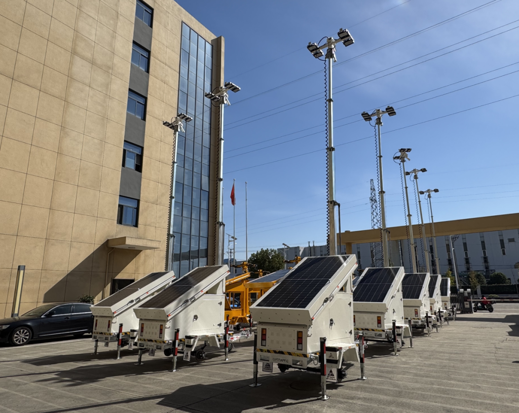 Camera surveillance trailer